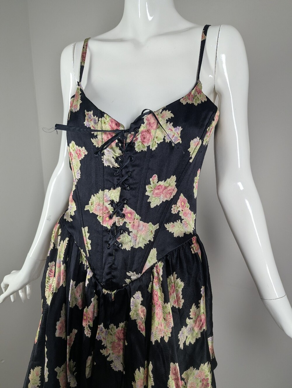 Vintage Betsey Johnson Floral Corset Mini Dress Made in USA Black Rose Lace Up M - Picture 10 of 16
